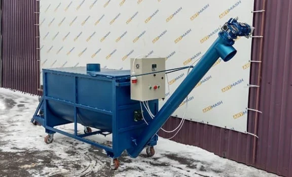 Amestecator orizontal 1000 L cu snec de descarcare – Artmash LLC, 380V