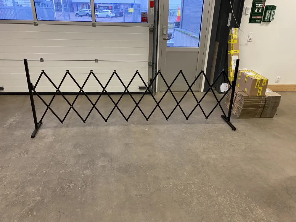 Flexibarrier Barieră extensibilă - Basic cu bază - (2.7m, negru)