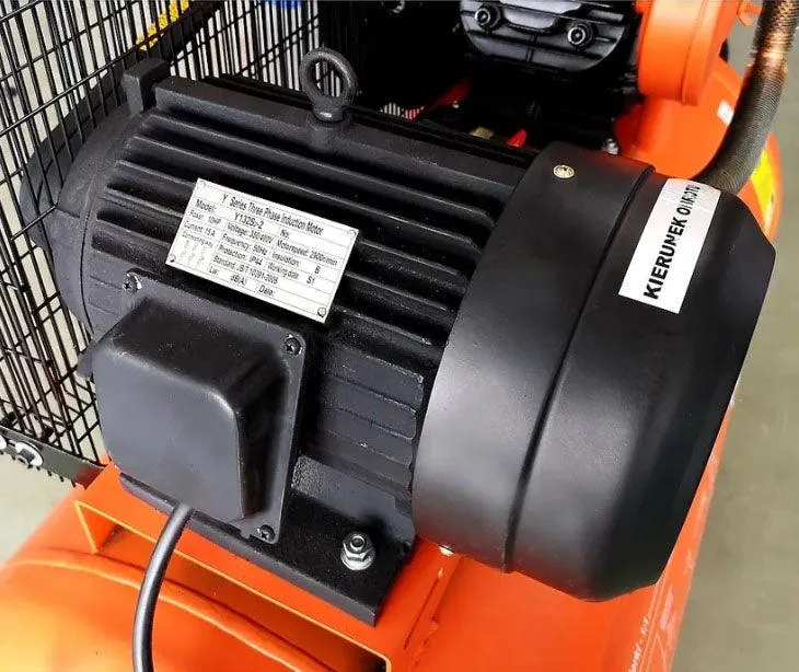 Compresor aer comprimat 350 Litri 12 bari 3 pistoane 380v Profesional