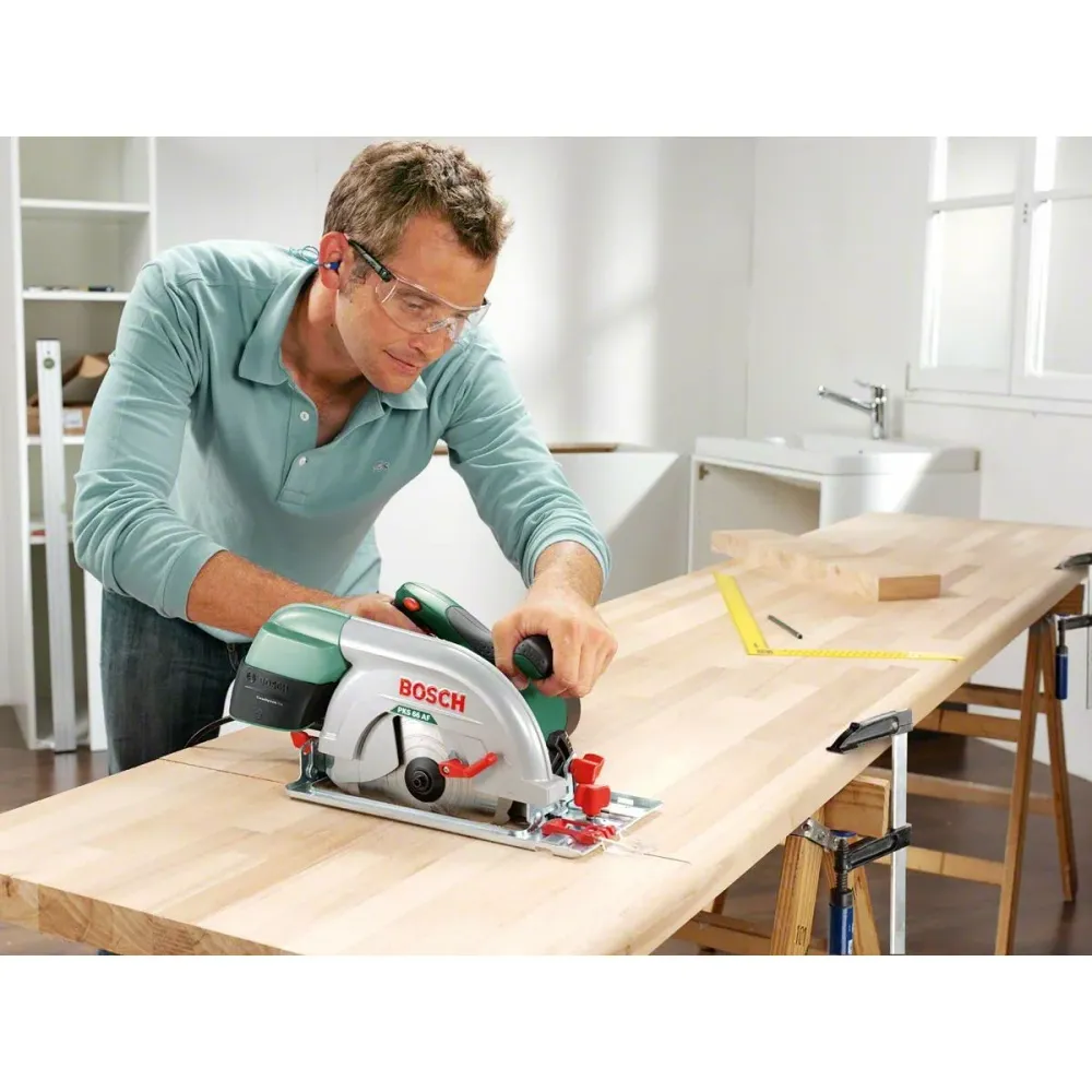 Fierăstrău circular BOSCH PKS 66 AF 230 V 240 V