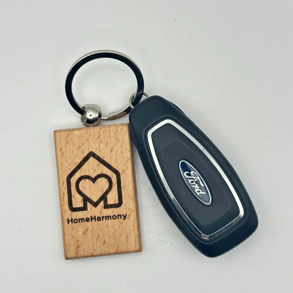 Breloc din lemn, personalizat, 5x3 cm, cu text sau logo