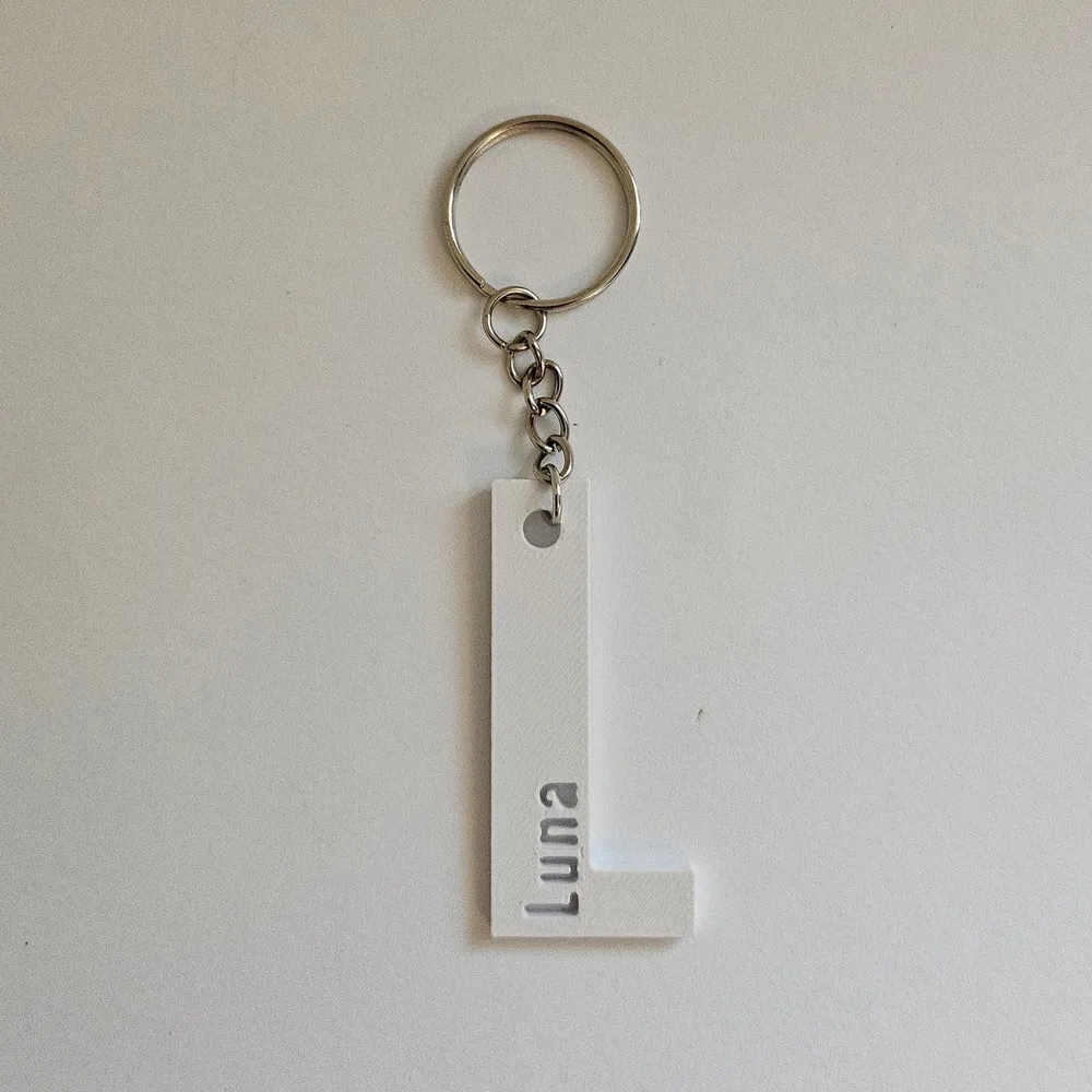 Breloc Personalizat cu Inițială 3D