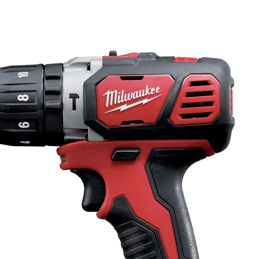 Burghiu cu ciocan Milwaukee M18 BPD-403C 18V 4Ah