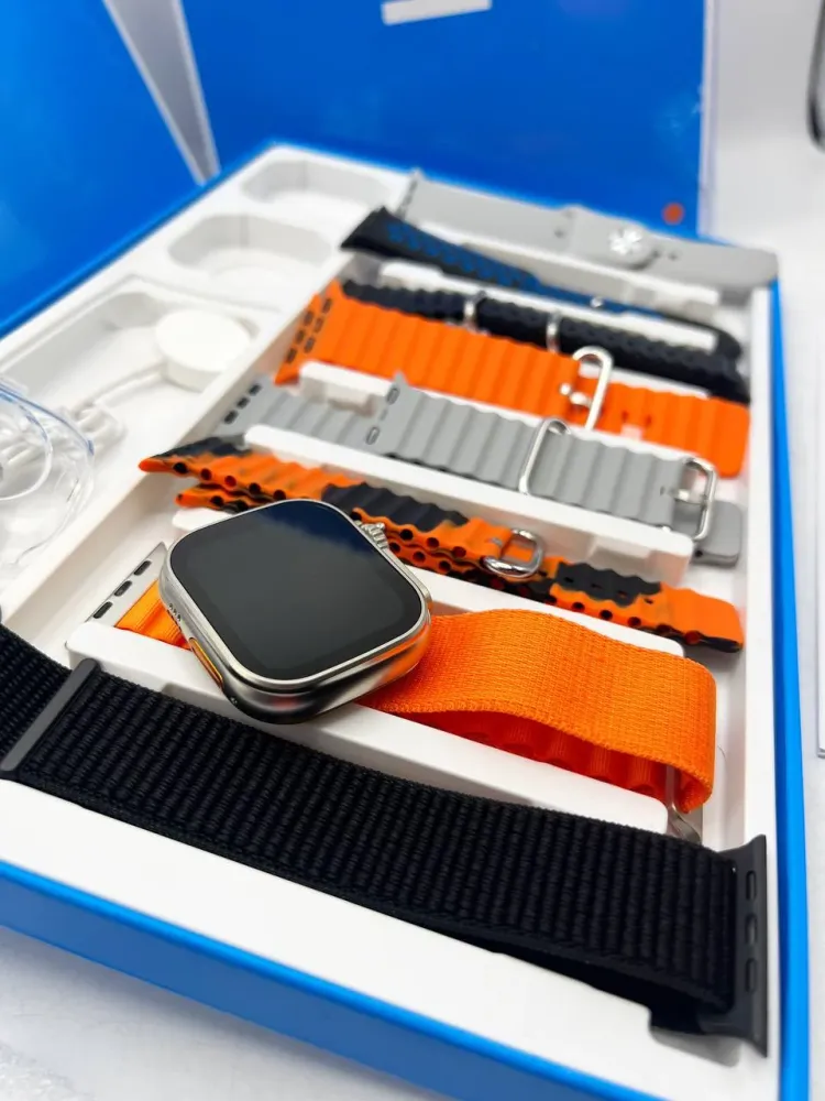 Ceas smartwatch inteligent cu 8 curele