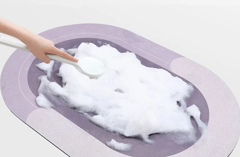 Covoras super absorbant pentru baie cu uscare rapida