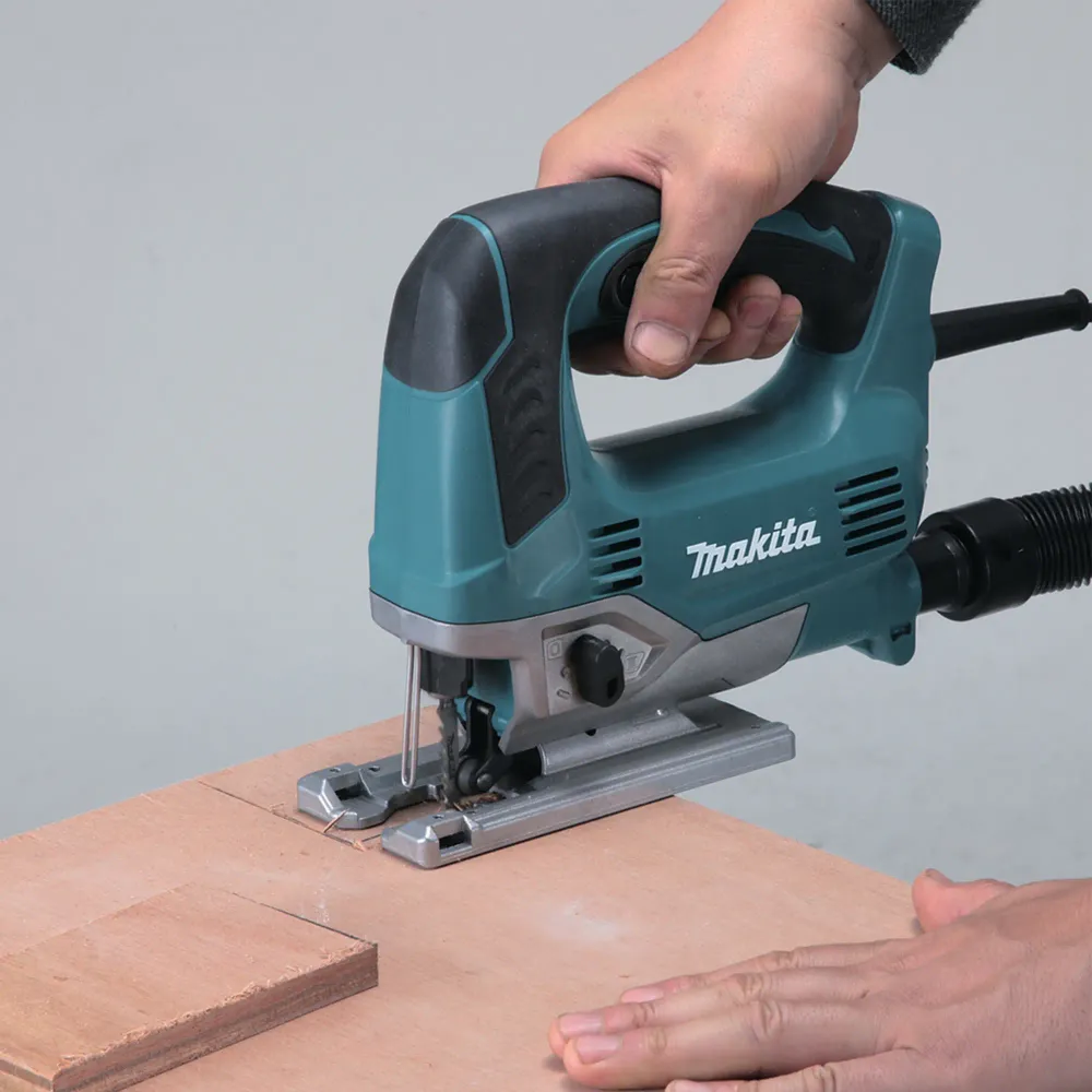 Ferăstrău alternativ Makita JV0600J 650W