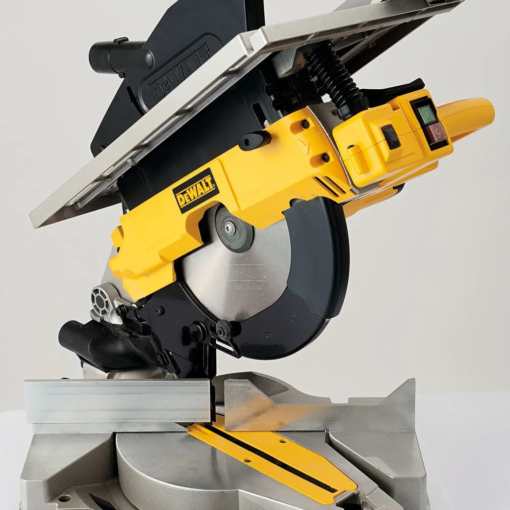 Ferăstrău circular Dewalt D27113-QS 1600W