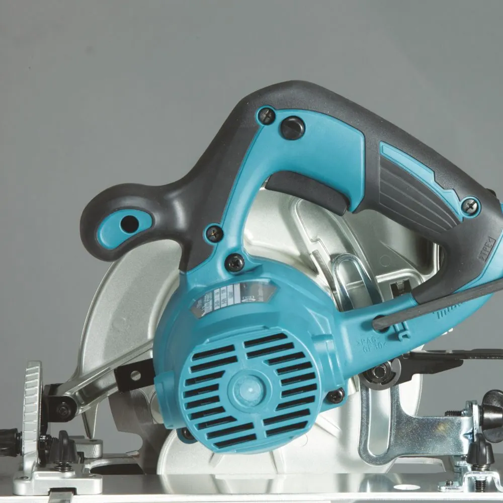 ferăstrău circular Makita HS6601J 1050W