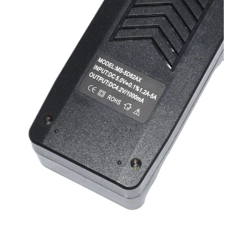 Incarcator digital Li-ion 2 porturi 3,7V cu USB