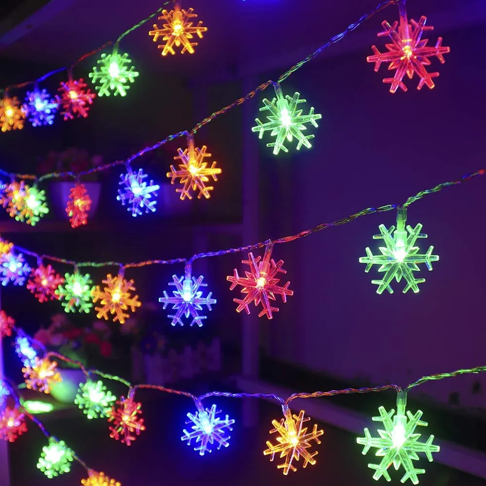 Instalatie LED fulgi de zapada colorati 6.30 m 40 LED