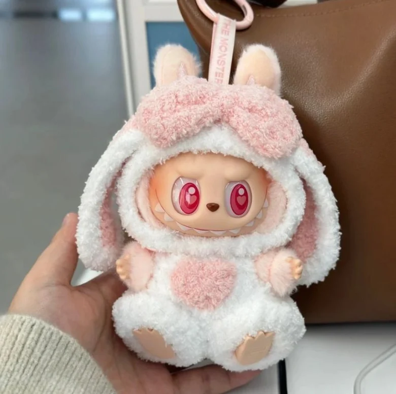 1+1 Jucarie de pluș Labubu, Generația 3, Cutie surpriza model aleatoriu, 17 cm