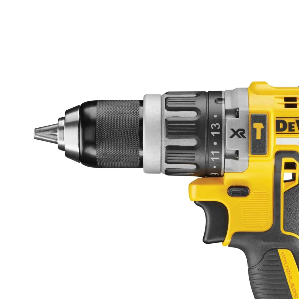 Mașă de găurit cu impact Dewalt DCD796NT-QW 18V