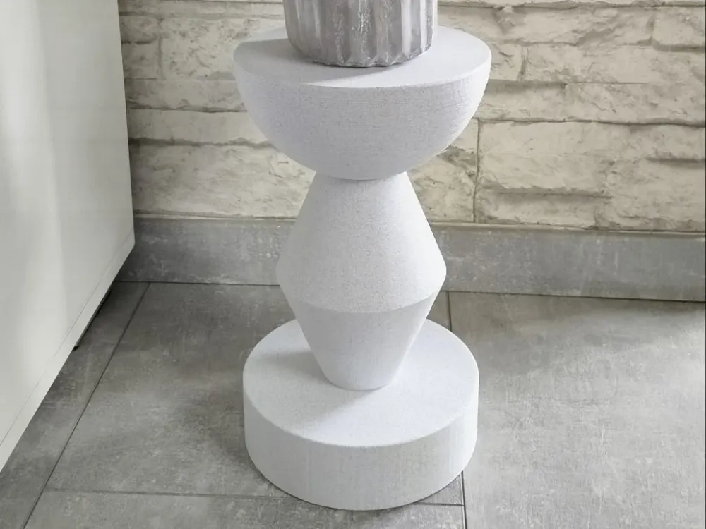 Masuta laterala sculpturala minimalista