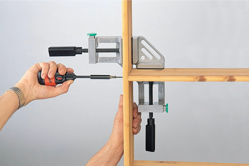 MENGHINA 90° MOBILA SI PENTRU BANC - WOLFCRAFT 3415000