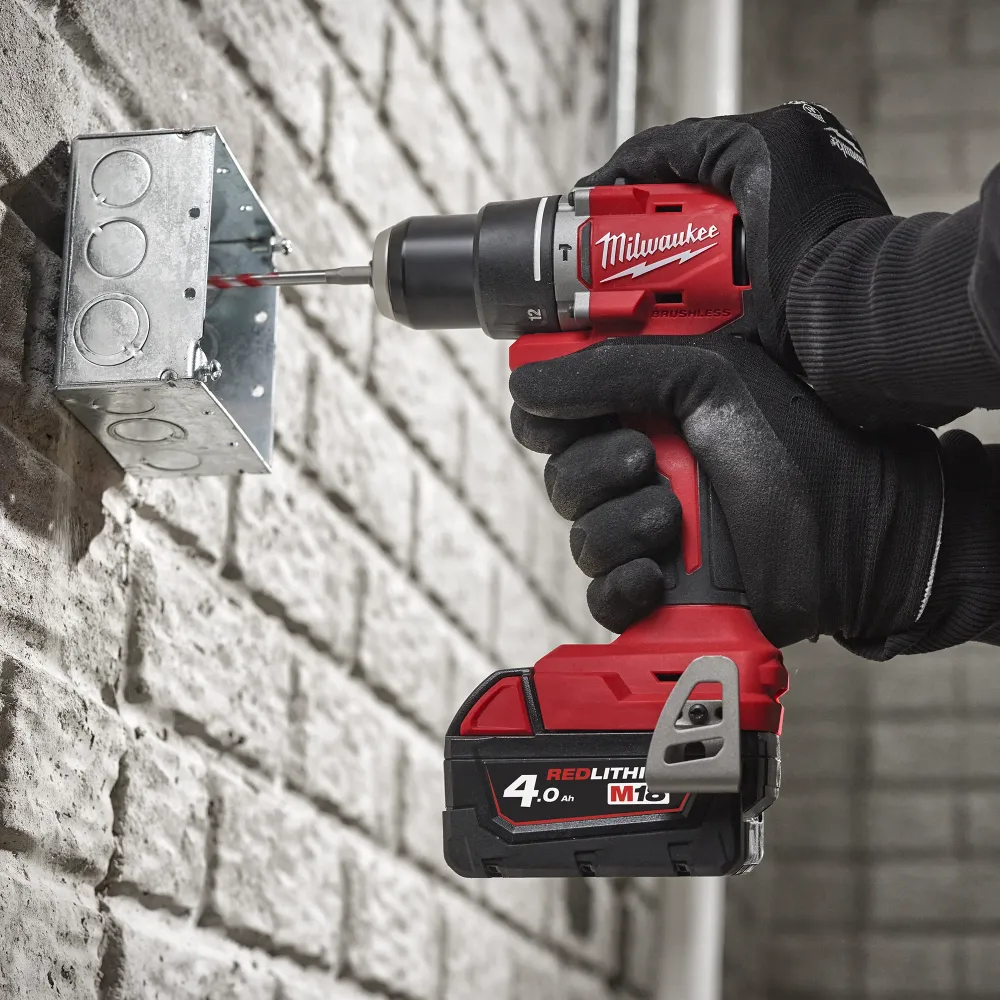 șofer de burghiu Milwaukee M18 BLPDRC-0 18V