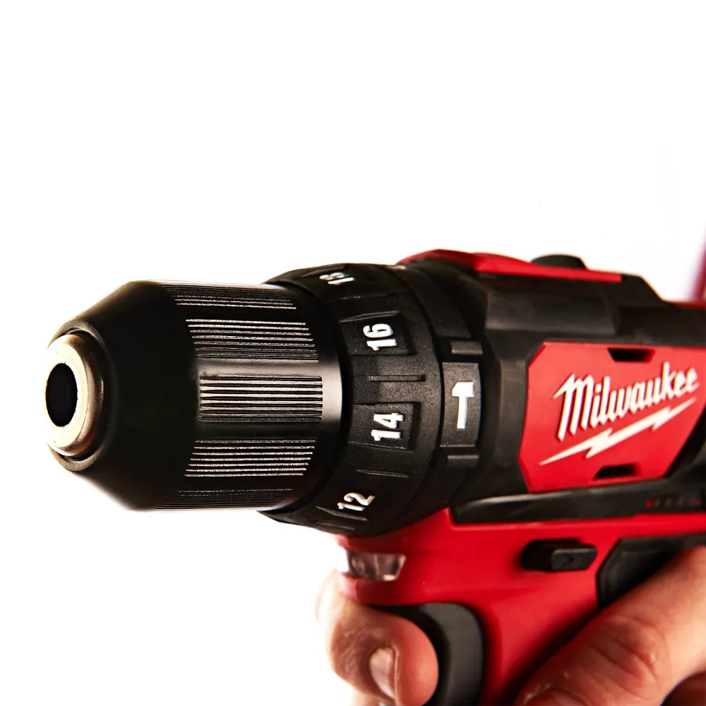 Şofer de găuritor Milwaukee M12 BPD-0 12V