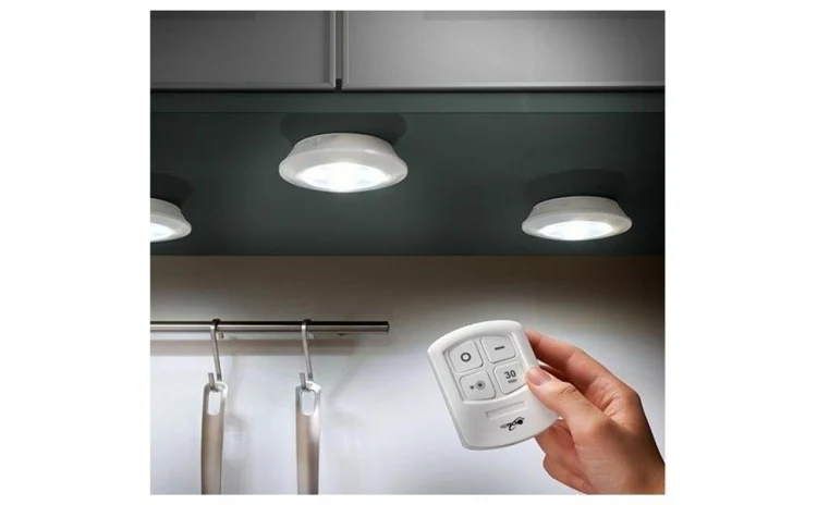 Set 3 lampi LED wireless - cu telecomanda