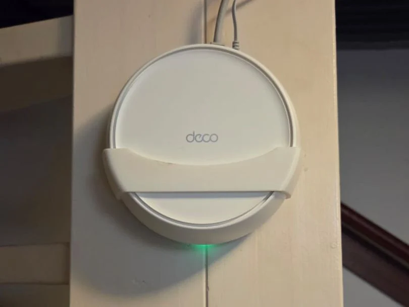 Suport perete pentru TP-Link Deco BE25, design modern și sigur