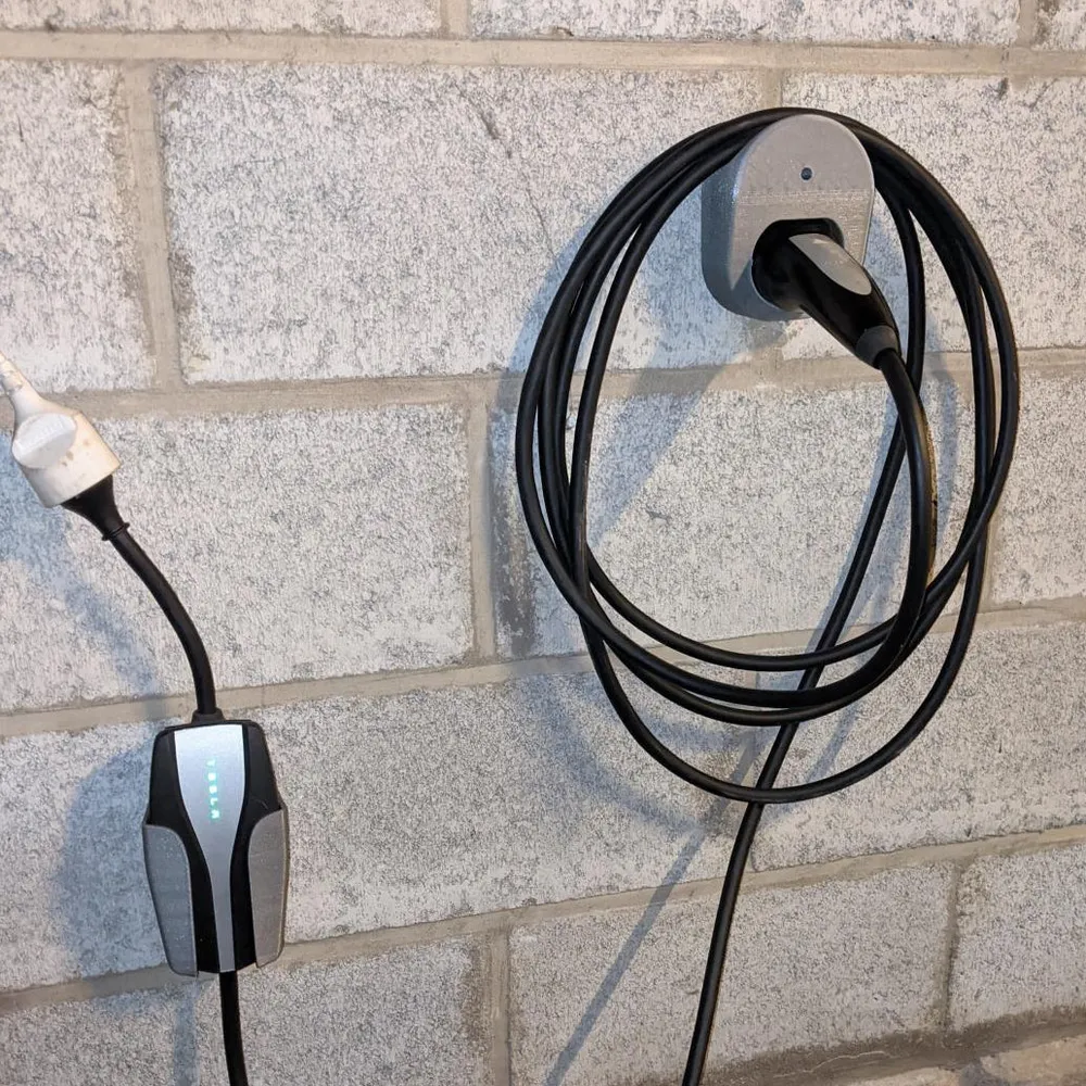 Suport perete Tesla Mobile Connector și cablu type 2, negru