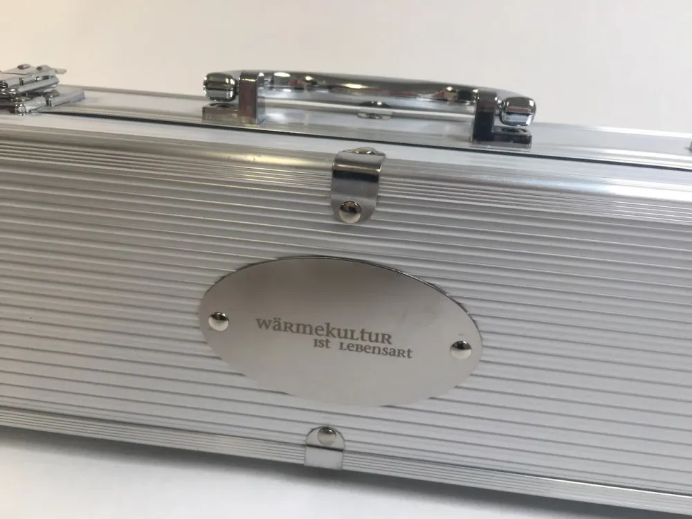 Tacâmuri de grătar 3 părți în carcasa din aluminiu
