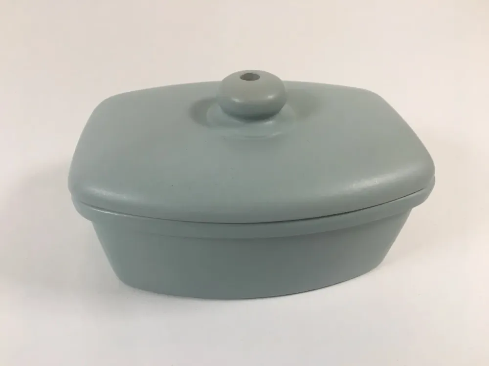 Tigaie cu mere coapte manual, făcută din salvie ceramică