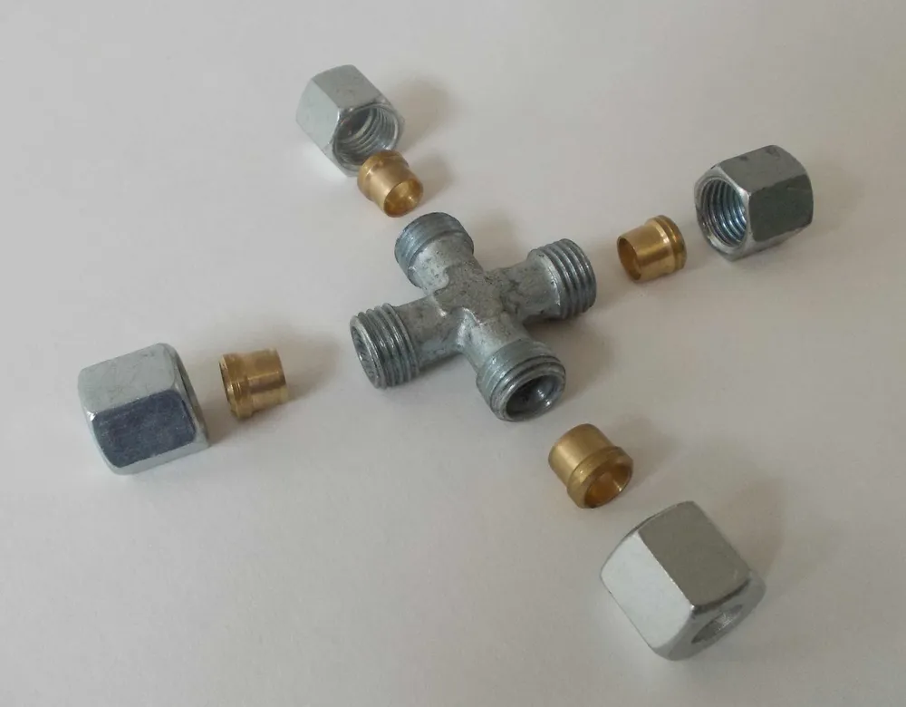 X-SCREWING X-8 pentru înșurubarea conductelor de cupru 8mm